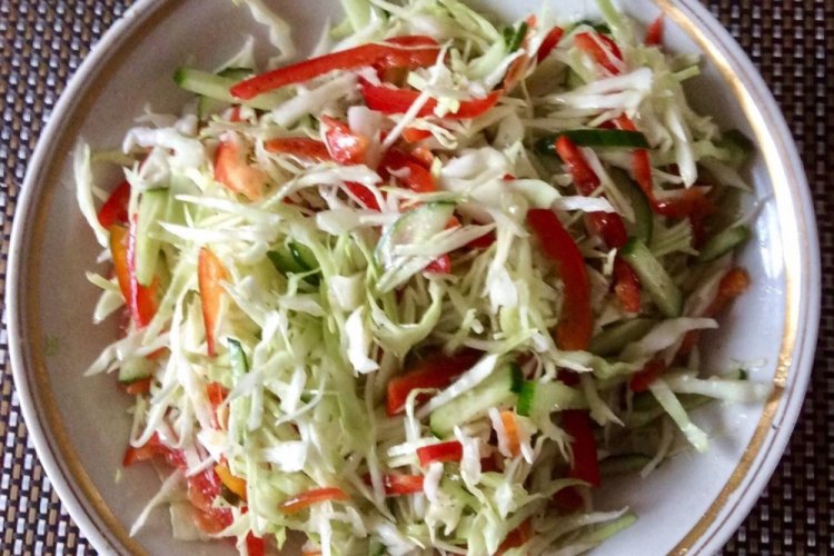 Young Cabbage Salad with Sun-Dried Tomatoes