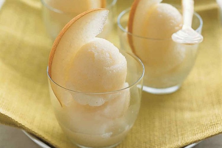 Sorbete de pera con canela