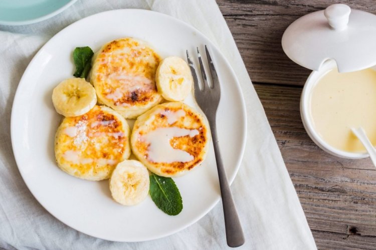 Pan-Fried Banana Syrniki