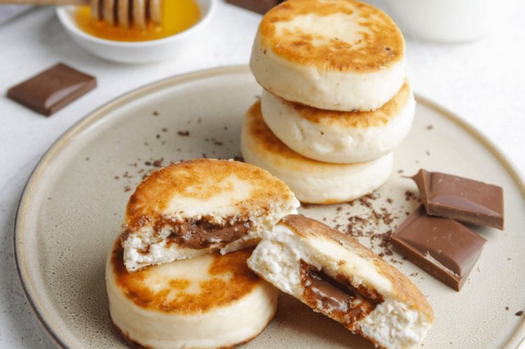 Banana and Chocolate Syrniki