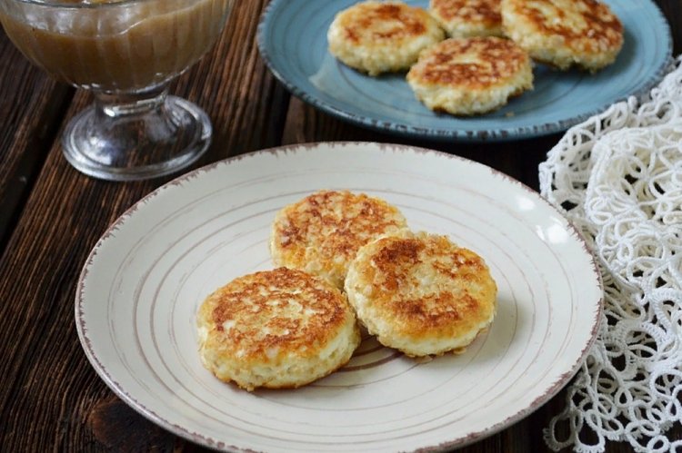 Banana and Oatmeal Syrniki