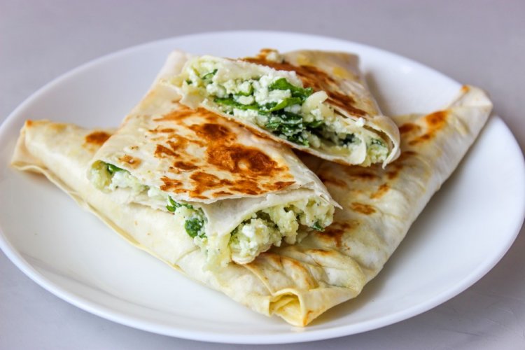 Lavash Envelopes with Cottage Cheese and Spinach