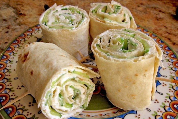 Lavash Roll with Cottage Cheese and Cucumber