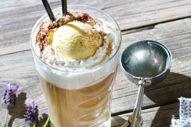 Iced latte con helado