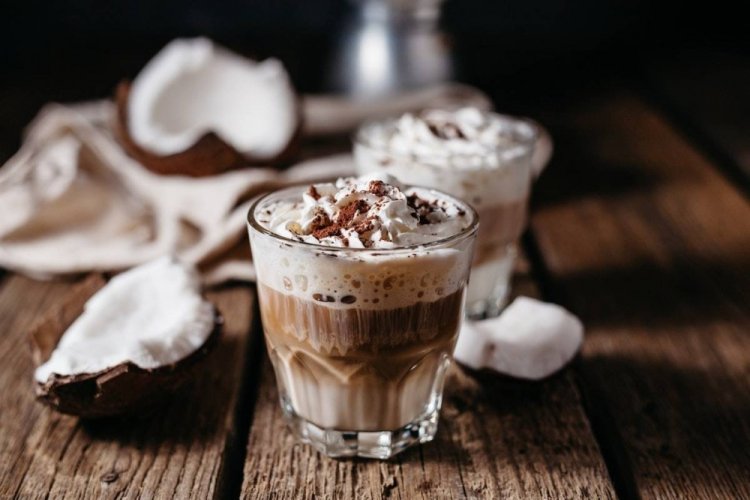 Iced latte con leche de coco