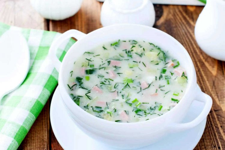 Aderezo de agua y vinagre para okroshka