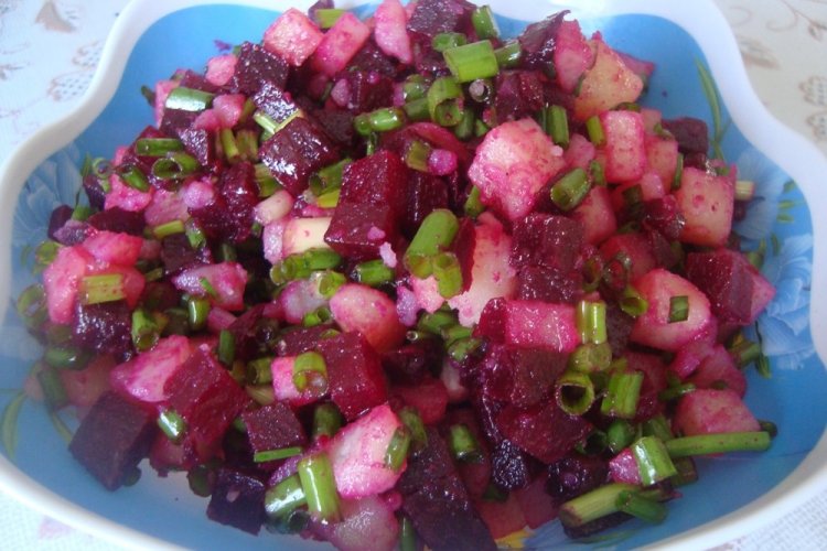 Ensalada de remolacha y patatas