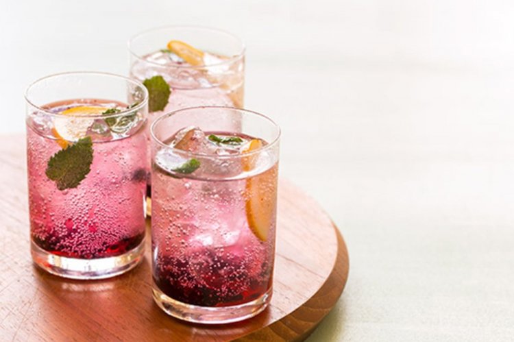 Gin-tonic de grosella
