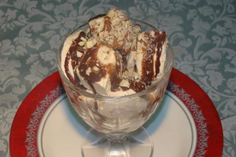 Ice Cream with Cream and Condensed Milk with Chocolate Filling