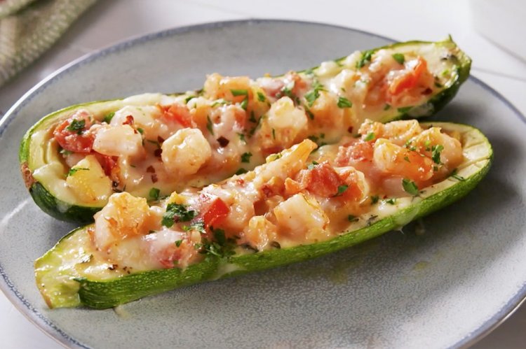 Calabacines rellenos de gambas