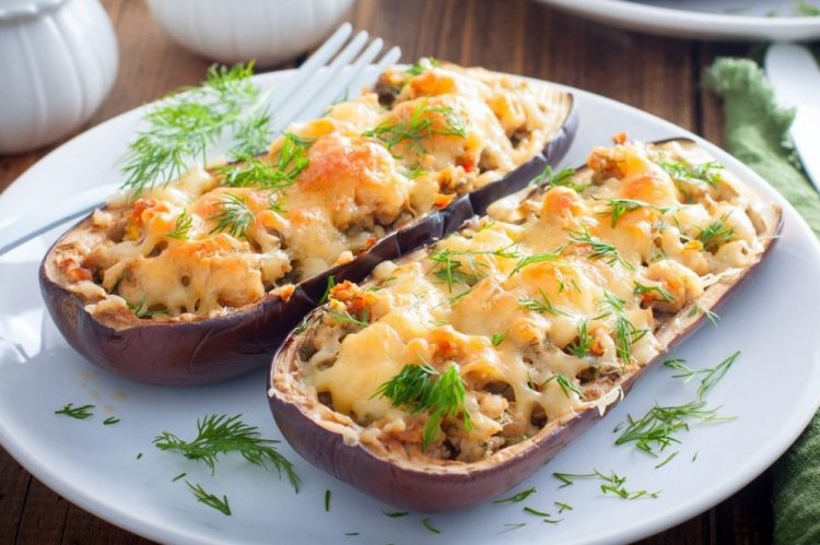 Eggplant Boats with Rice and Vegetables