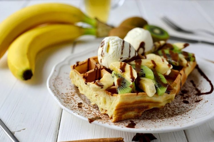 Banana Waffles with Milk