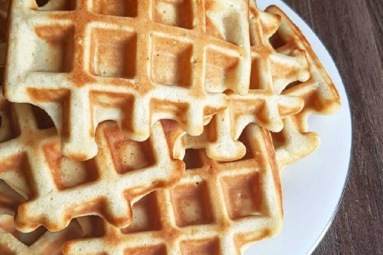Banana Waffles with Rice Flour