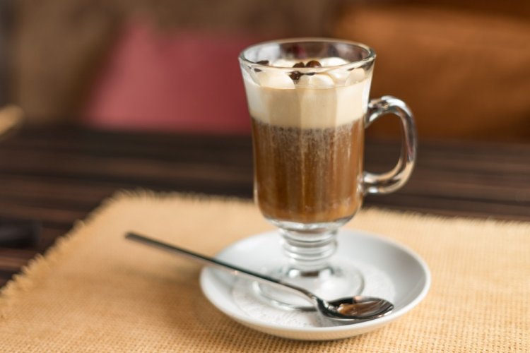 Café irlandés con café instantáneo