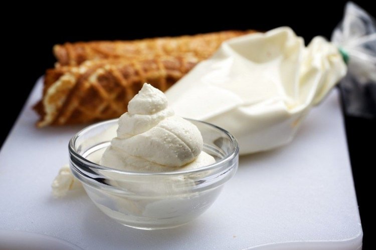 Ricotta Cream with Milk Powder for Cake