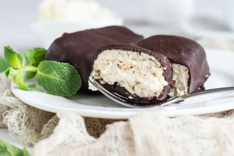 Curd Cheese Bars with Banana
