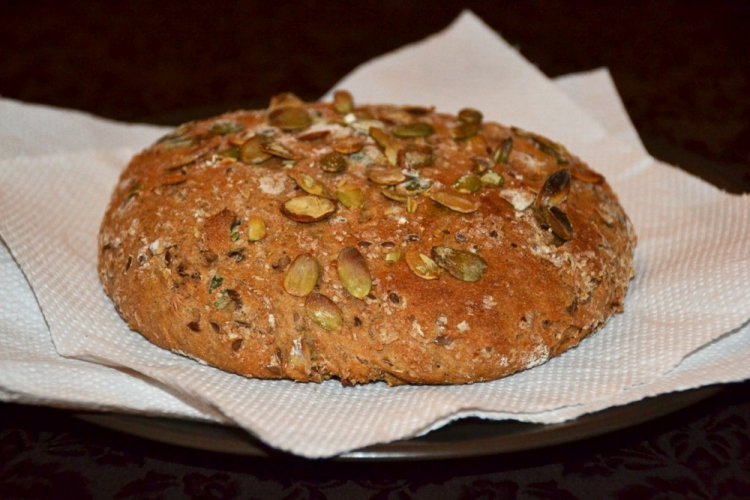 Green Buckwheat and Lentil Bread