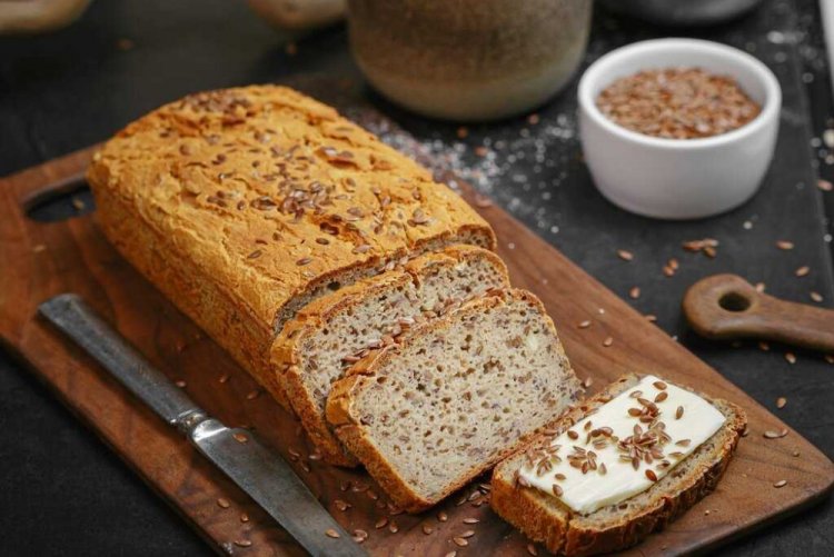 Green Buckwheat and Water Bread