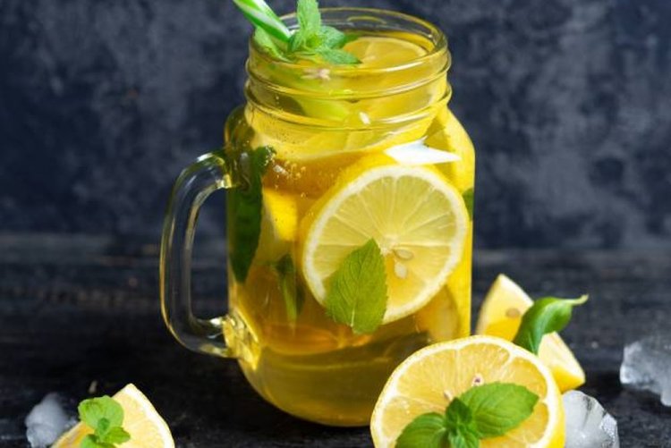 Té verde frío con menta