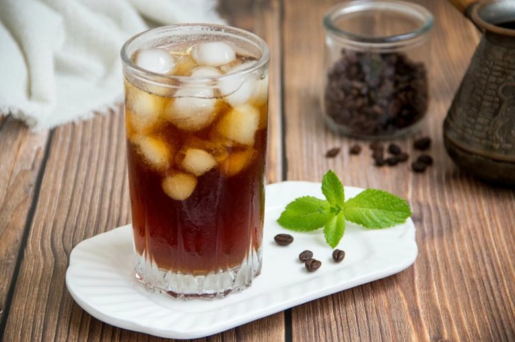 Iced Americano con tecnología Cold Brew