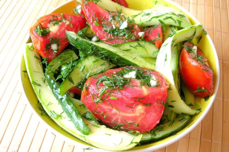 Lightly Salted Zucchini with Vegetables in a Bag