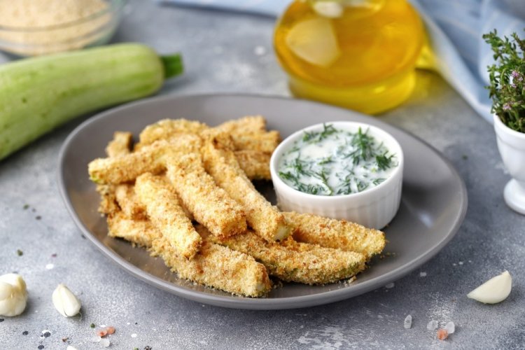 Zucchini Sticks with Paprika, Baked