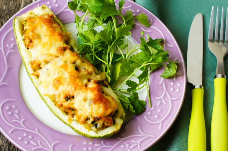 Stuffed Zucchini with Mushrooms and Sour Cream