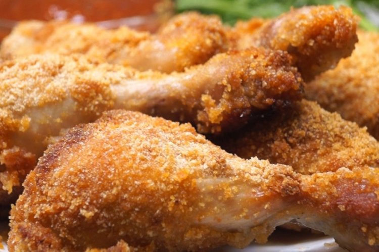 Muslos de pollo empanados en freidora de aire