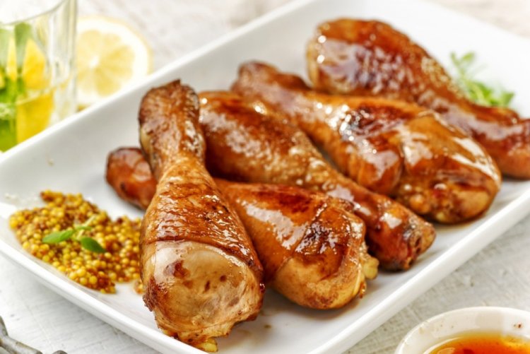 Muslos de pollo en marinada de miel y mostaza en freidora de aire