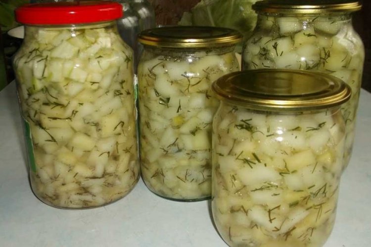 Zucchini like Milk Cap Mushrooms with Garlic for Winter