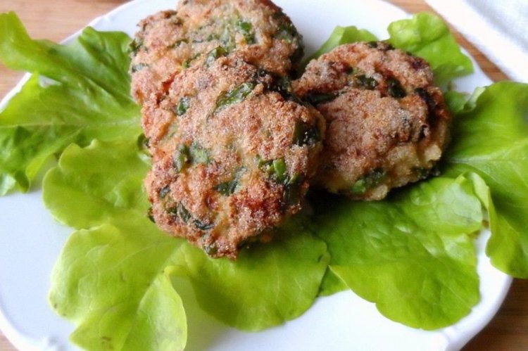 Cutlets with Spinach in an Air Fryer