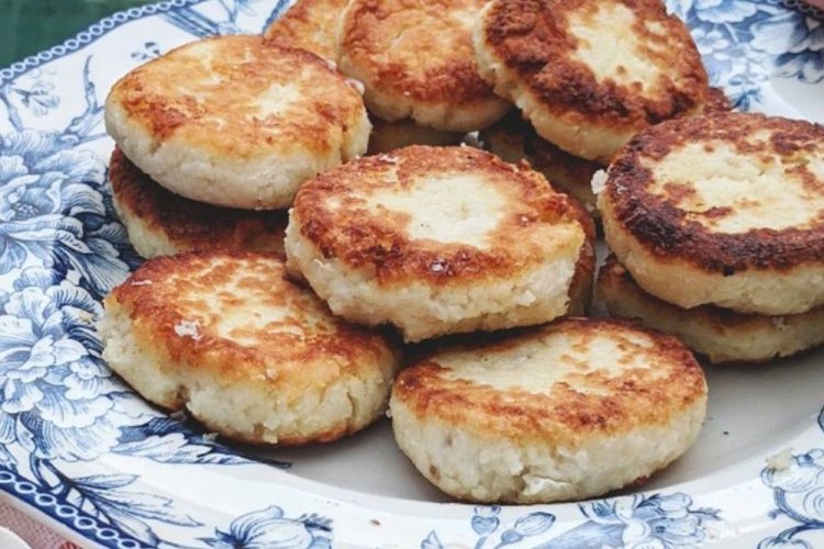 Coconut Syrniki in an Air Fryer