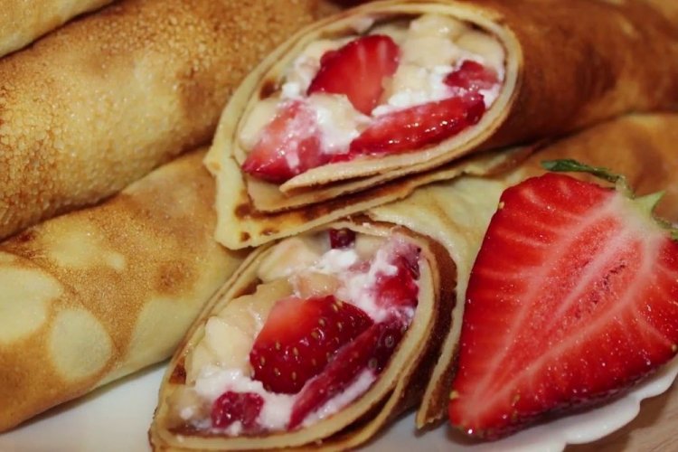 Strawberry and Sour Cream Filling