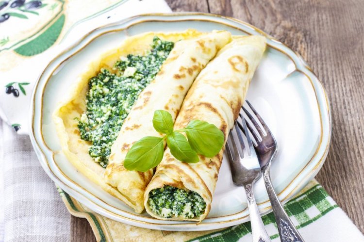 Fresh Spinach Filling for Pancakes