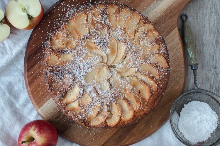 Apple Charlotte with Whey