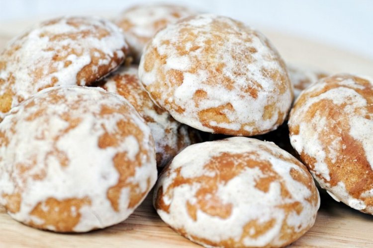 Gingerbread Cookies with Whey