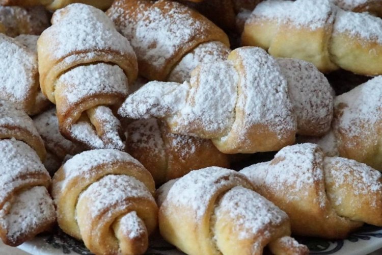 Yeast Rolls with Whey