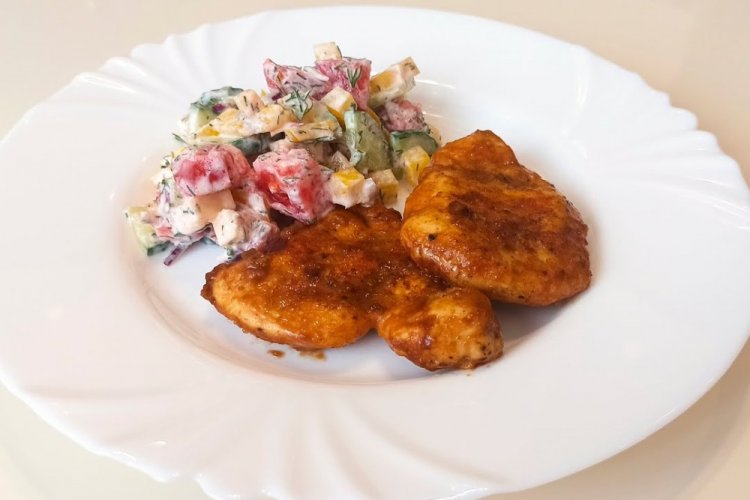 Pechuga de pollo en cerveza en freidora de aire