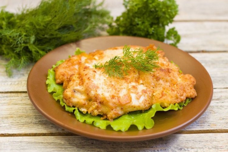 Filetes de pechuga de pollo en freidora de aire