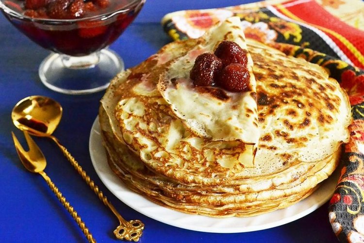 Pancakes on Sour Milk without Eggs