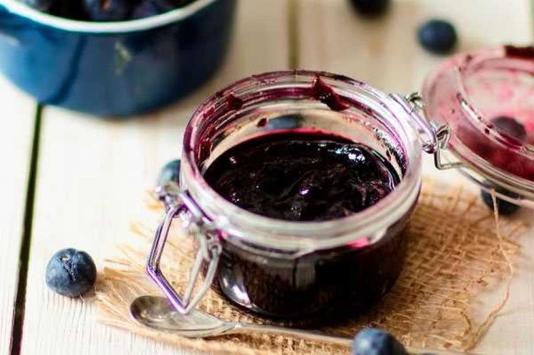 Blueberry Jam with Agar-Agar for Winter