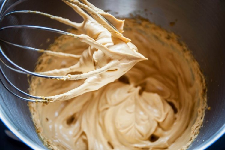 Custard with Condensed Milk for Cake