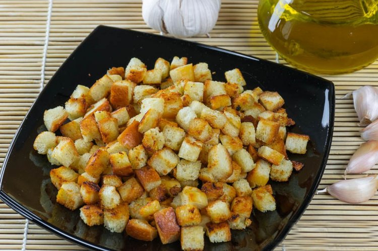 Garlic Croutons in the Oven