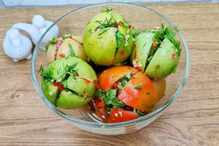 Stuffed Tomatoes without Vinegar for Winter