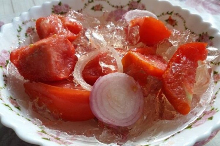 Tomatoes in Jelly without Vinegar for Winter