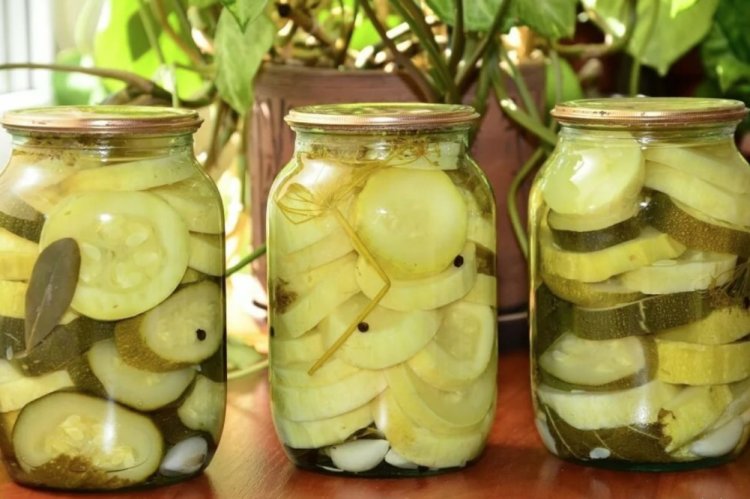 Canned Zucchini without Vinegar