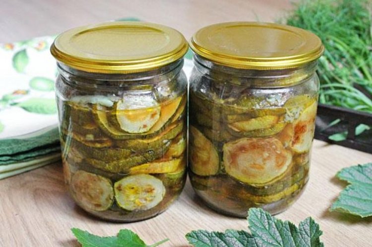 Fried Zucchini without Vinegar for Winter