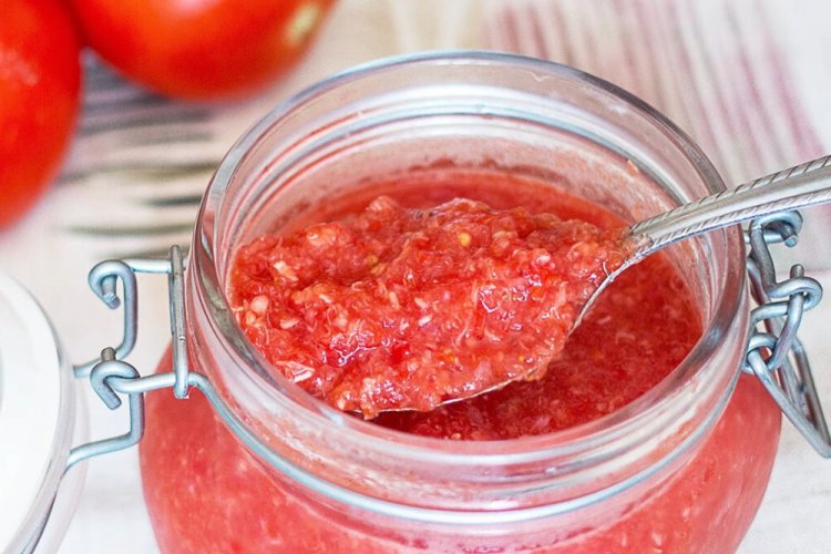 Fermented Horseradish Sauce for Winter