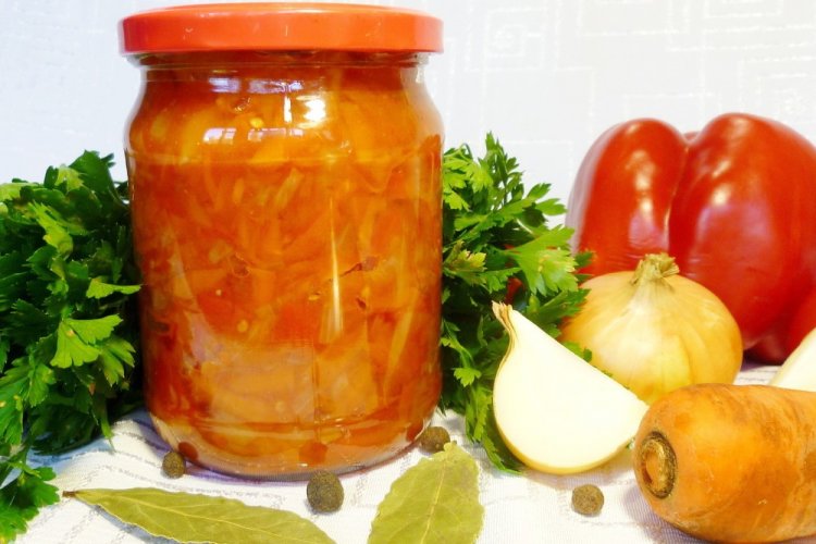 Salad with Bell Pepper and Carrot in Tomato Sauce for Winter