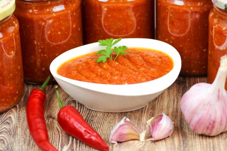 Adjika from Bell Pepper with Carrots for Winter